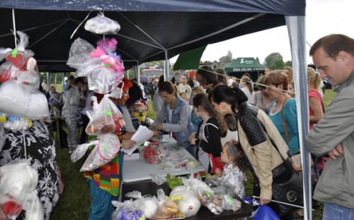 DZEIŃ DZIECKA W LIPIANACH 001.jpg