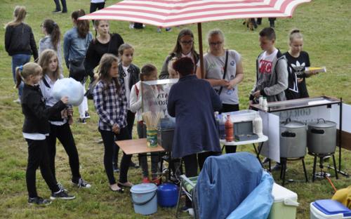 DZEIŃ DZIECKA W LIPIANACH 015.jpg