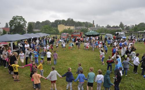 DZEIŃ DZIECKA W LIPIANACH 025.jpg