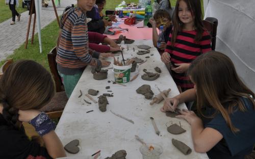 FOLKLOR 2014 RT 100.jpg